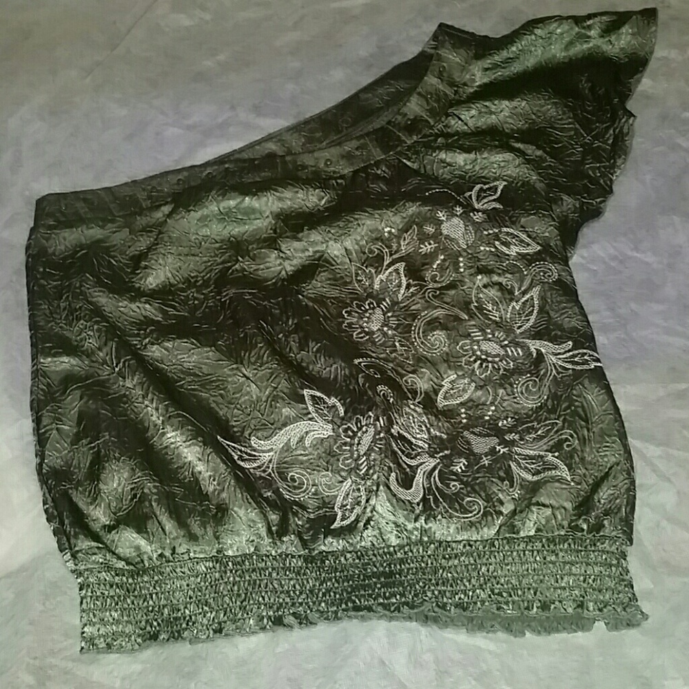 Floral detail one shoulder top